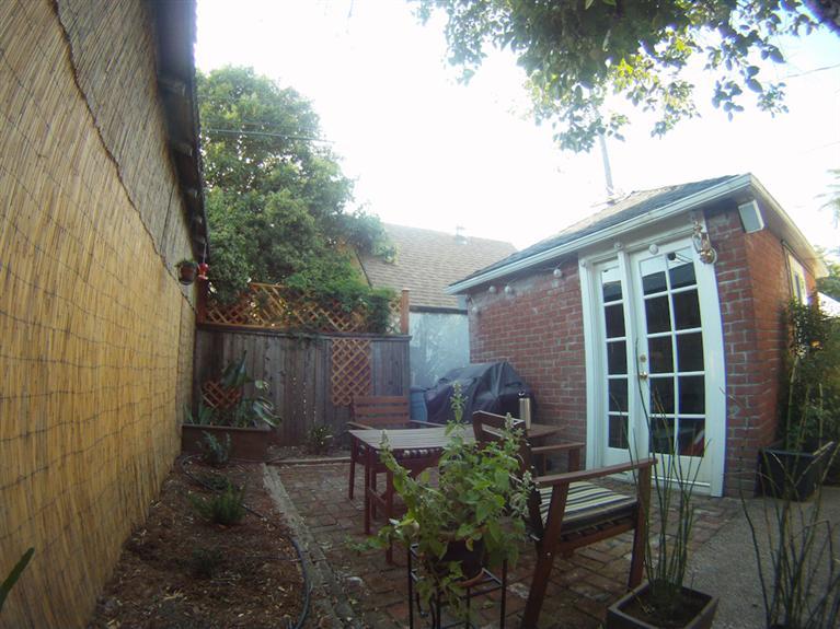 1500  33rd, Sacramento, CA 95816